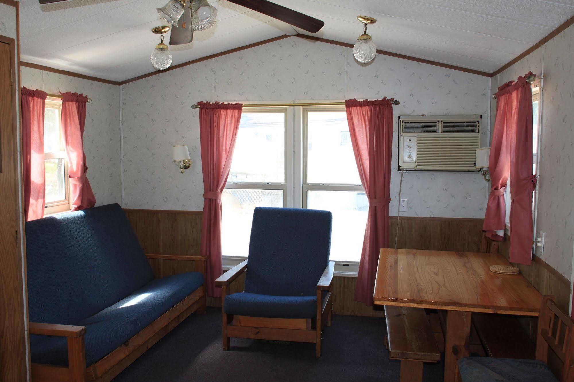 Circle M Rv & Camping Resort - Caravan Park Millersville المظهر الخارجي الصورة