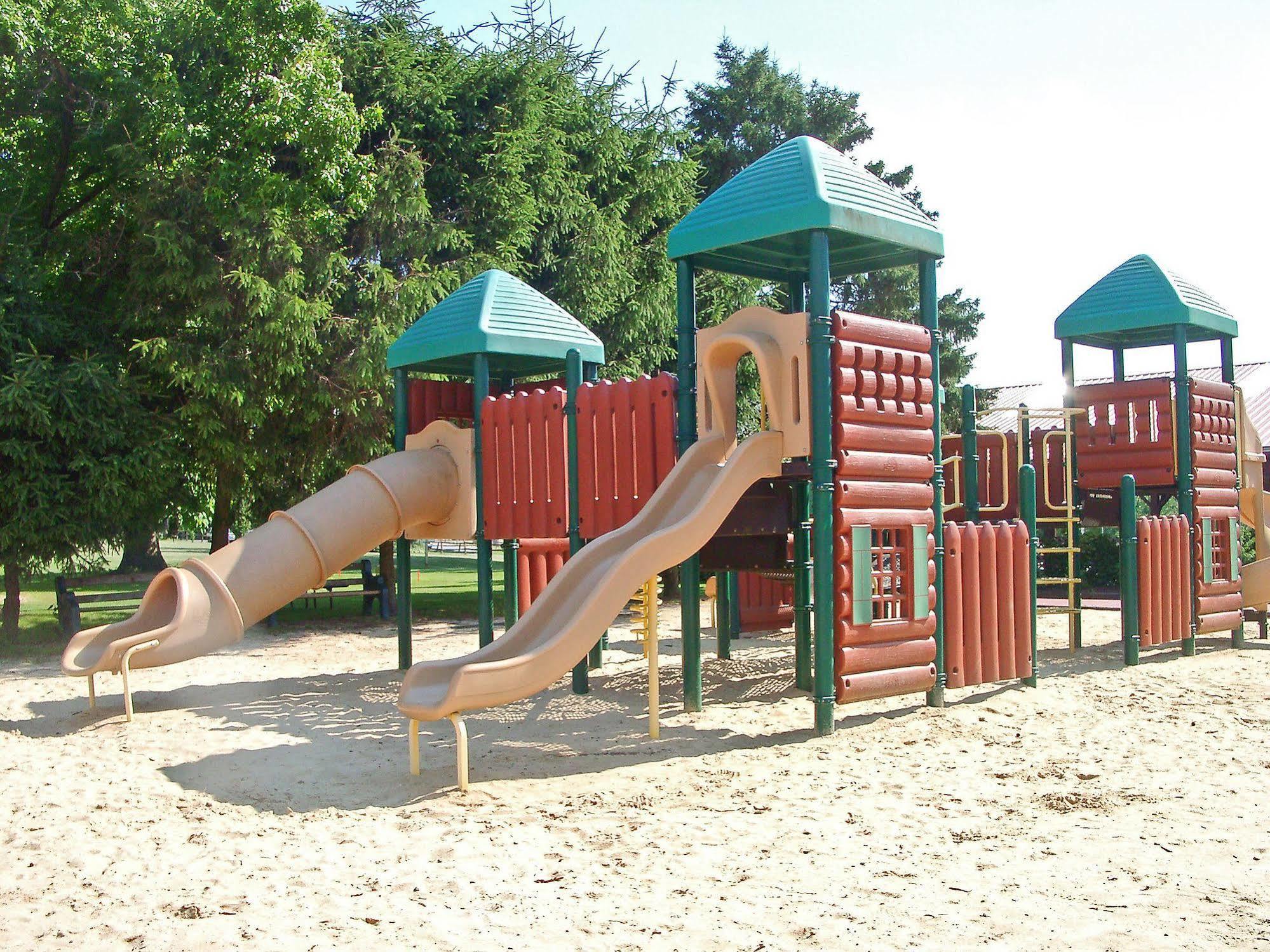 Circle M Rv & Camping Resort - Caravan Park Millersville المظهر الخارجي الصورة
