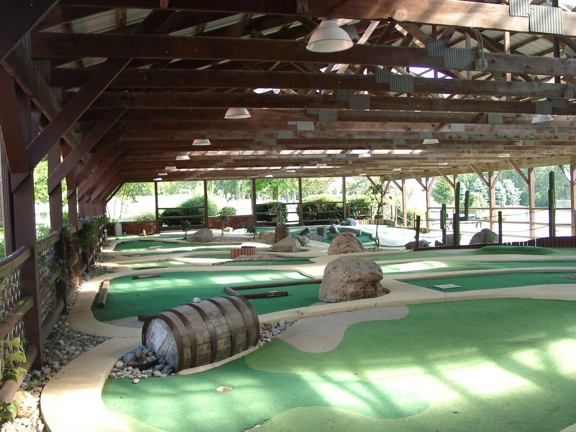 Circle M Rv & Camping Resort - Caravan Park Millersville المظهر الخارجي الصورة